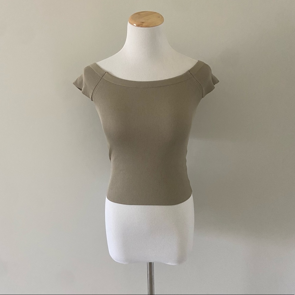 Zara Ribbed Top
